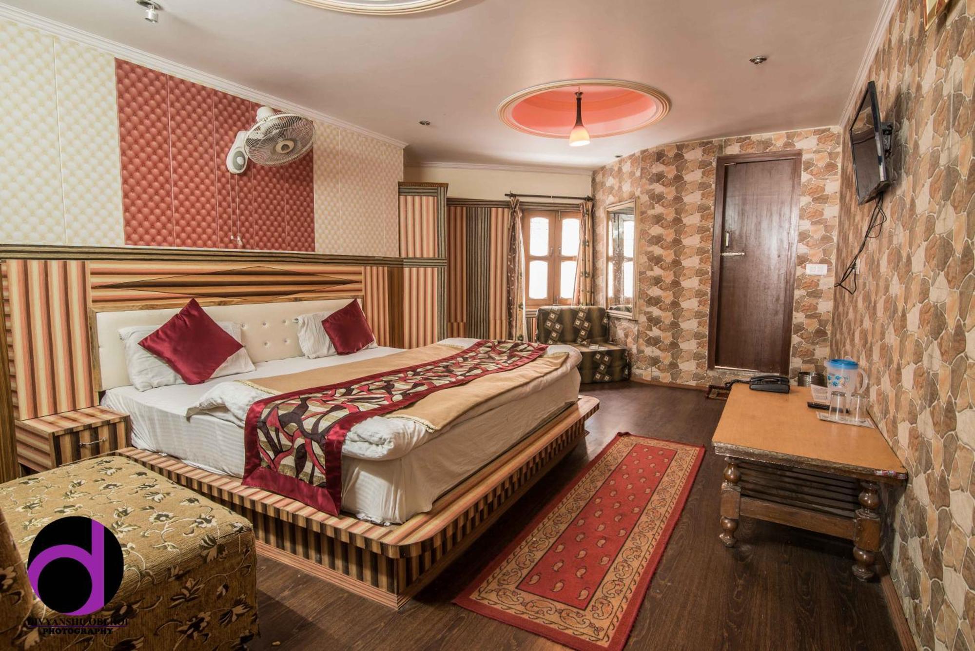Moon Hotel Mallital, Near Nainital High Court Exterior foto